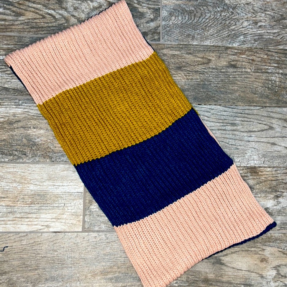 MULTI PINK PUMPKIN BLUE COLORED SCARF NWOT BOUTIQUE